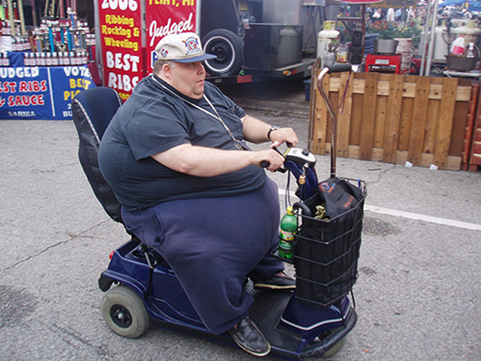 fat_people_on_scooters_171