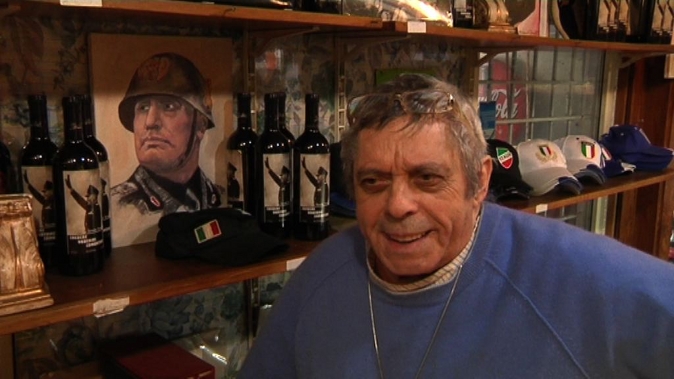 Pasquale Moretti, Fan di Mussolini