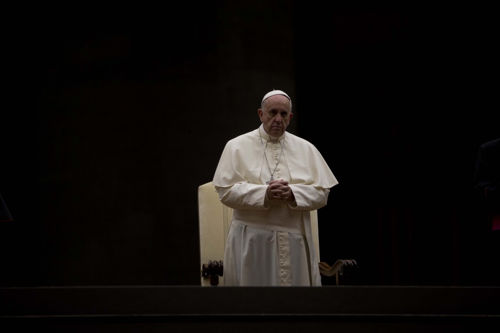 Pope Francis at prayer vigil on October 4th, the night before the opening of the Synod on the family. Photo by AP photographer Alessandra Tarantino for Mozzarella Mamma