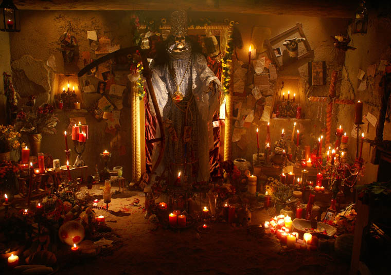 Santa Muerte Shrine in "Breaking Bad". Credit: AMC