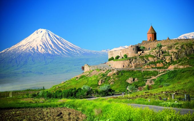 Mount Ararat with Khor Virap Monastery in foreground. Credit: Zastavski